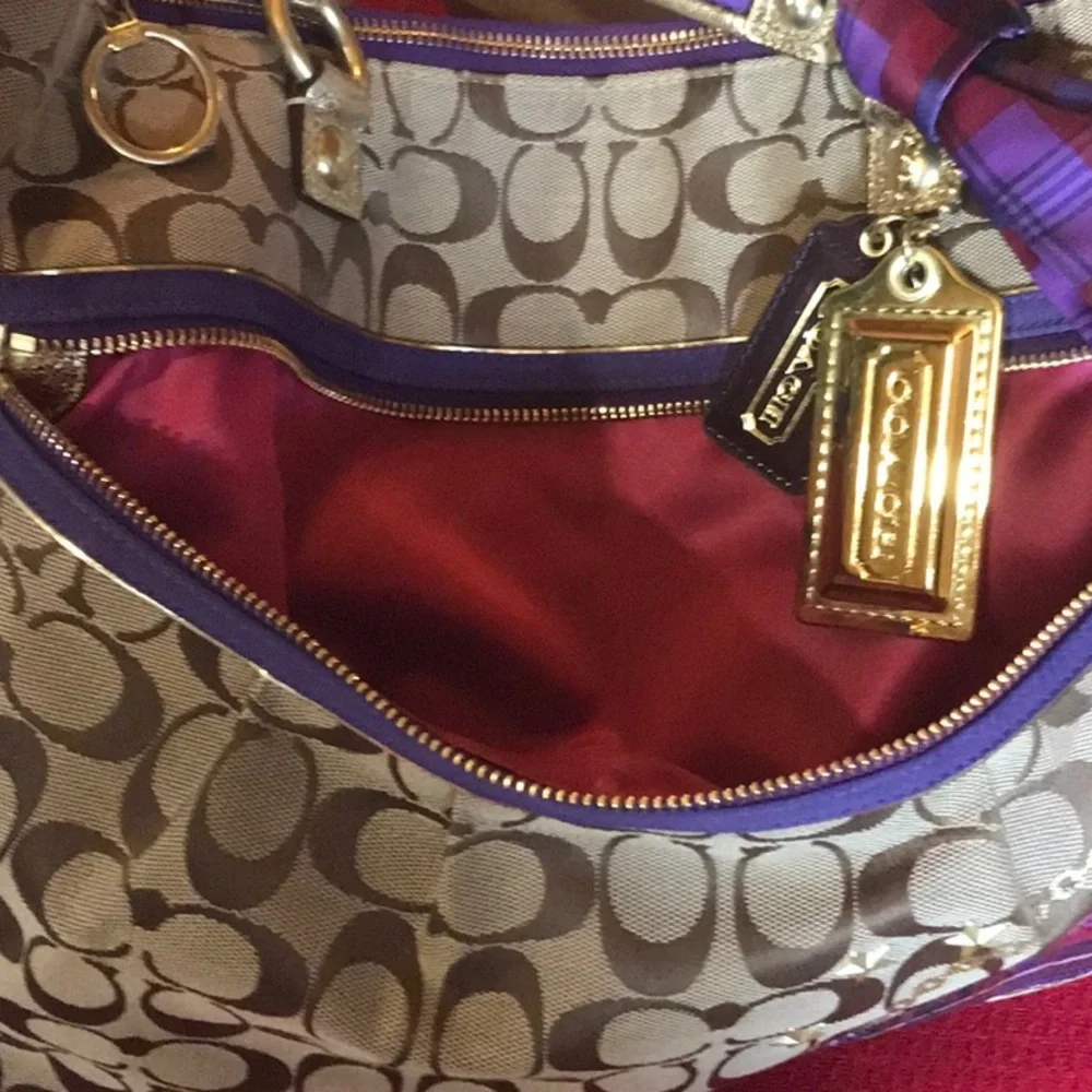 Poppy Coach fun tote bag, purse, handbag, shoulder bag. - Picture 8 of 14